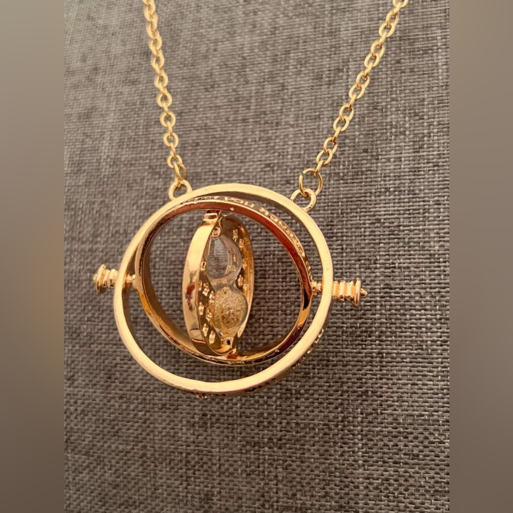 Harry Potter - Hermione's Time Turner New